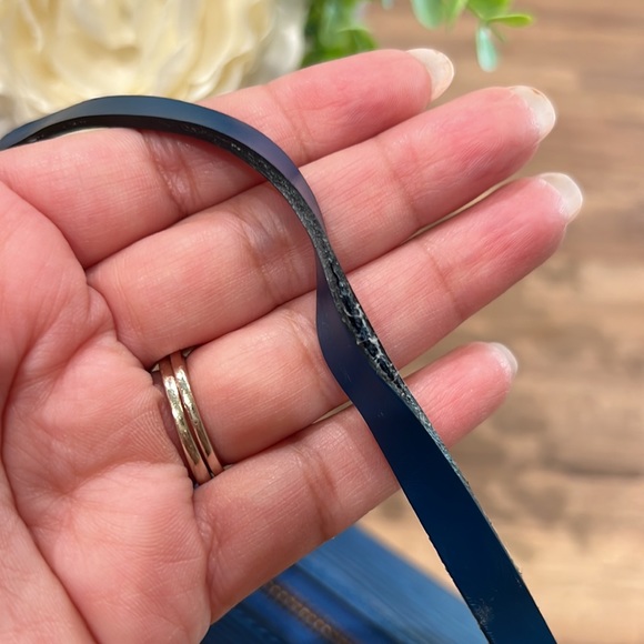 Louis Vuitton Blue Epi Leather Mini Soufflot Papillon Wristlet - Picture 8 of 17